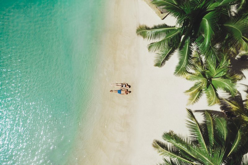 https://hotels-attitude.com/