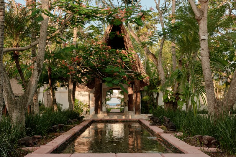 belmond.com
