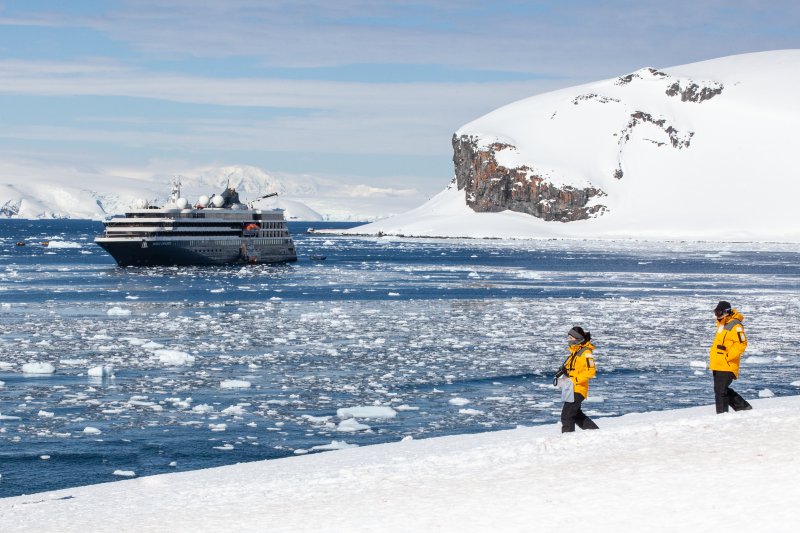 Quark Expeditions