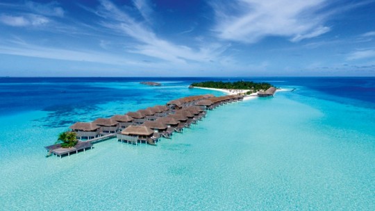 DELUXEA - Constance Moofushi Resort Maldives *****