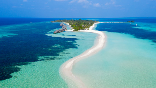 DELUXEA - Kuredu Resort & Spa Maldives ****